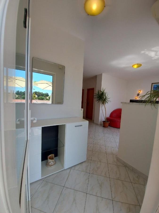 Sea & Honey Apartment Krk Town Luaran gambar
